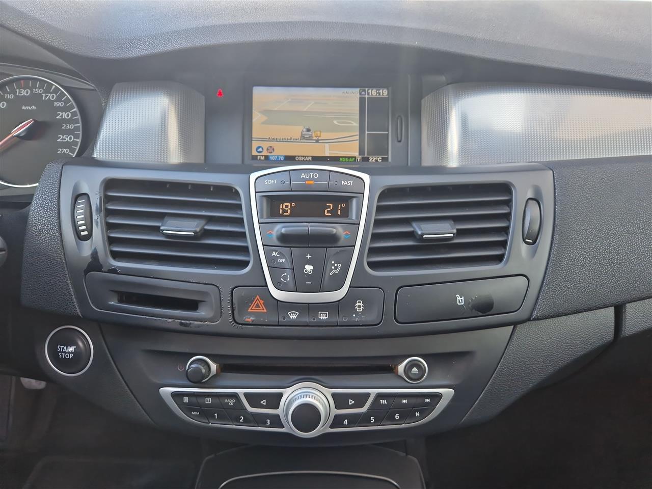 Renault LAGUNA Laguna 1.5 dCi Expression ESM 2012