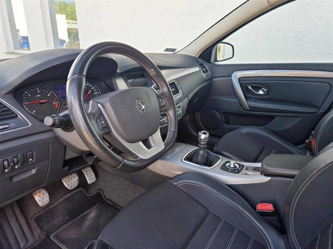 Renault LAGUNA Laguna 1.5 dCi Expression ESM 2012