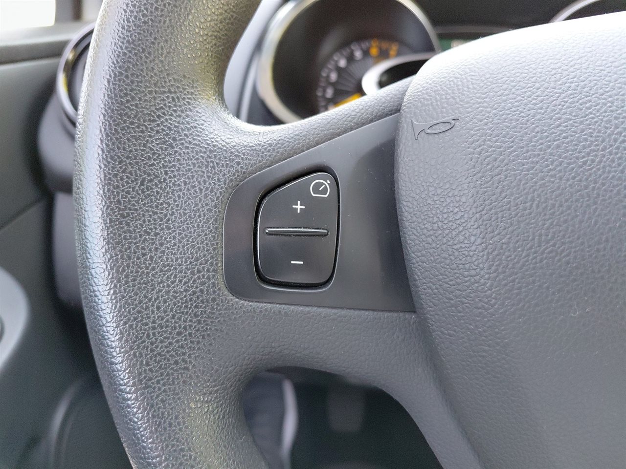 Renault CLIO Clio 1.2 16V Alize EU6 2015