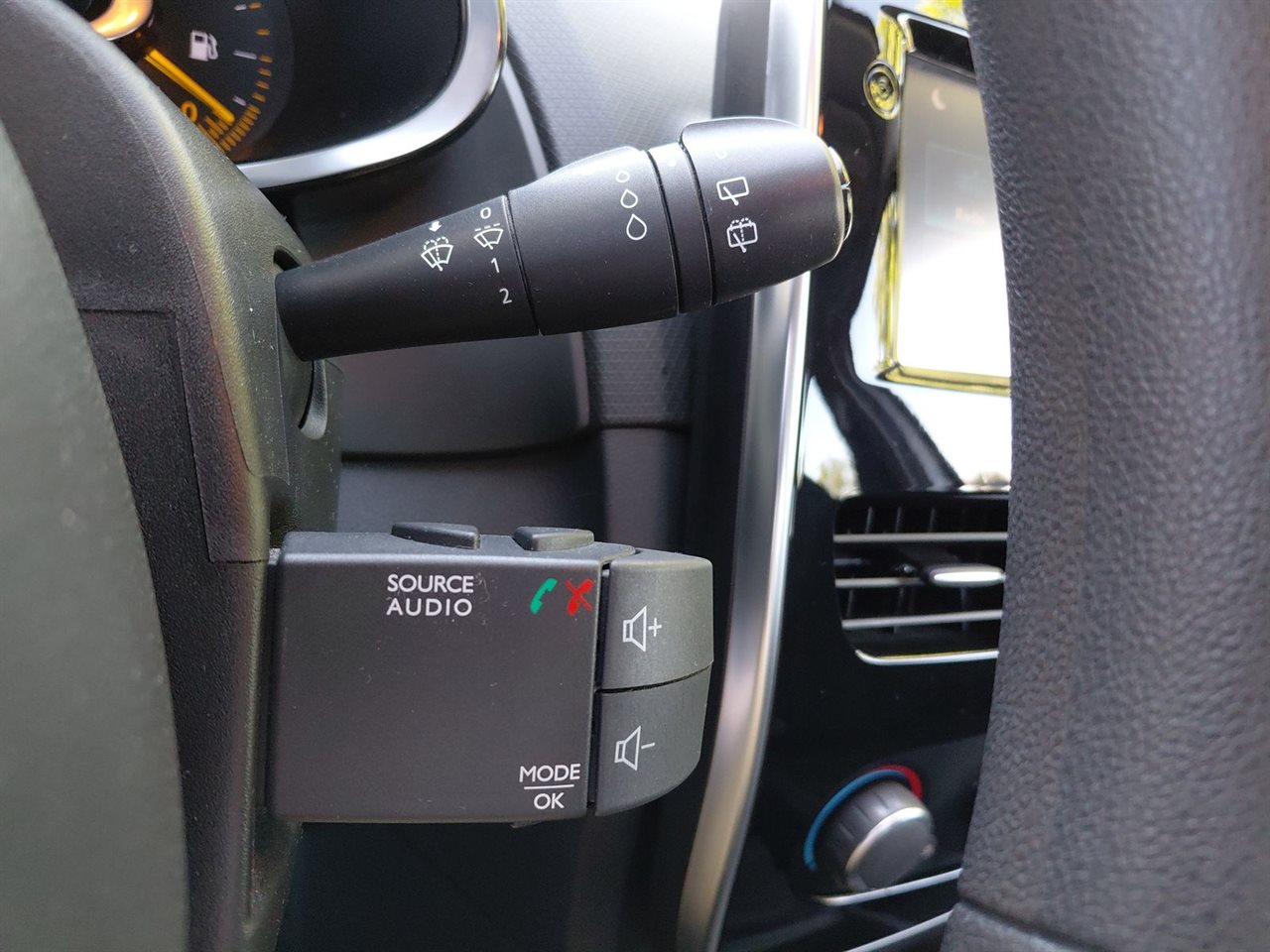 Renault CLIO Clio 1.2 16V Alize EU6 2015