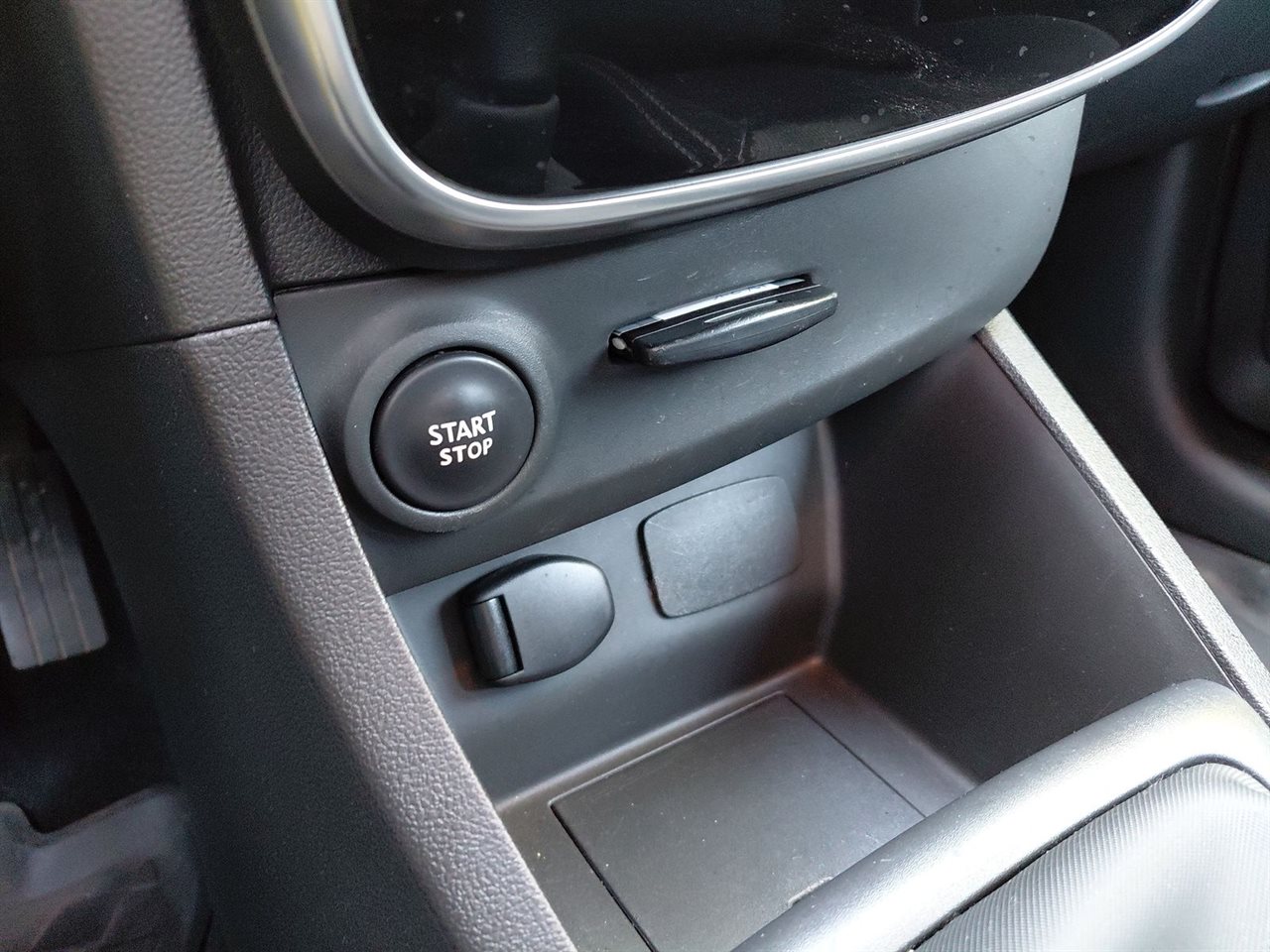 Renault CLIO Clio 1.2 16V Alize EU6 2015