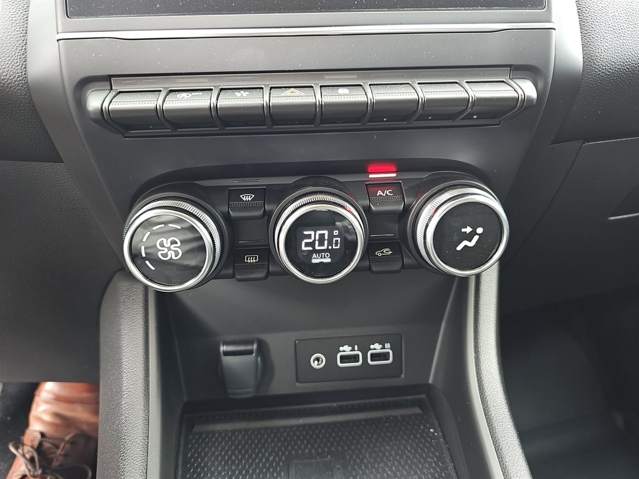 Renault CAPTUR Captur 1.3 TCe mHEV Techno 2024