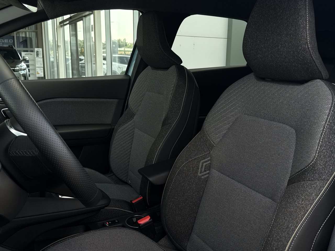 Renault SYMBIOZ Symbioz 1.6 E-Tech Full Hybrid 145 Techno 2025