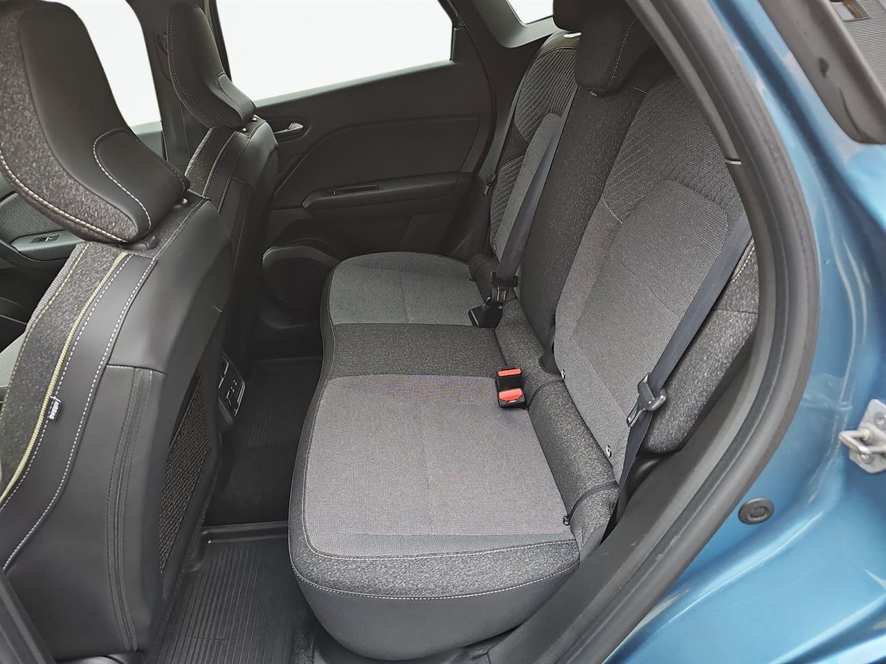 Renault SYMBIOZ Symbioz 1.6 E-Tech Full Hybrid 145 Techno 2025