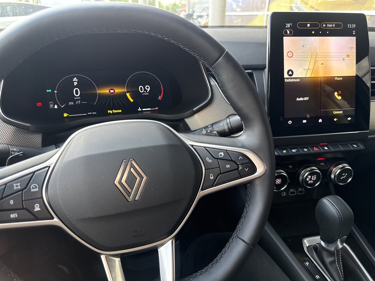 Renault ARKANA Arkana 1.3 TCe mHEV Techno EDC 2025