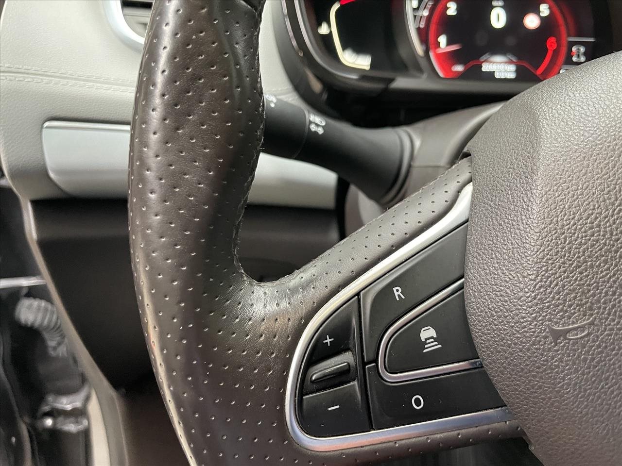 Renault ESPACE Espace 1.6 TCE Initiale Paris EDC 7os 2016