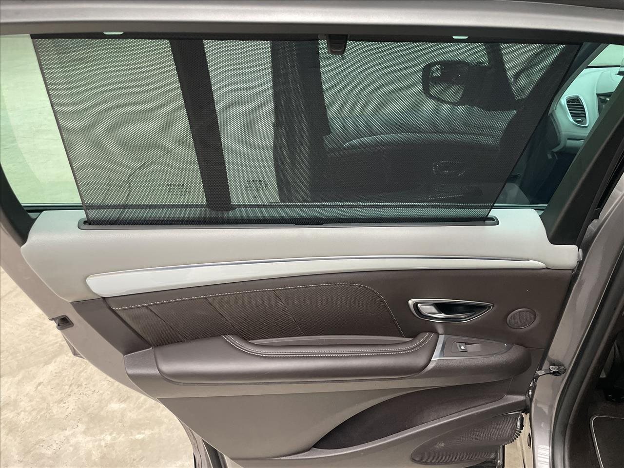 Renault ESPACE Espace 1.6 TCE Initiale Paris EDC 7os 2016