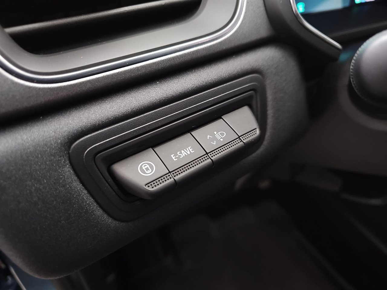 Renault SYMBIOZ Symbioz 1.6 E-Tech Full Hybrid 145 Techno 2025