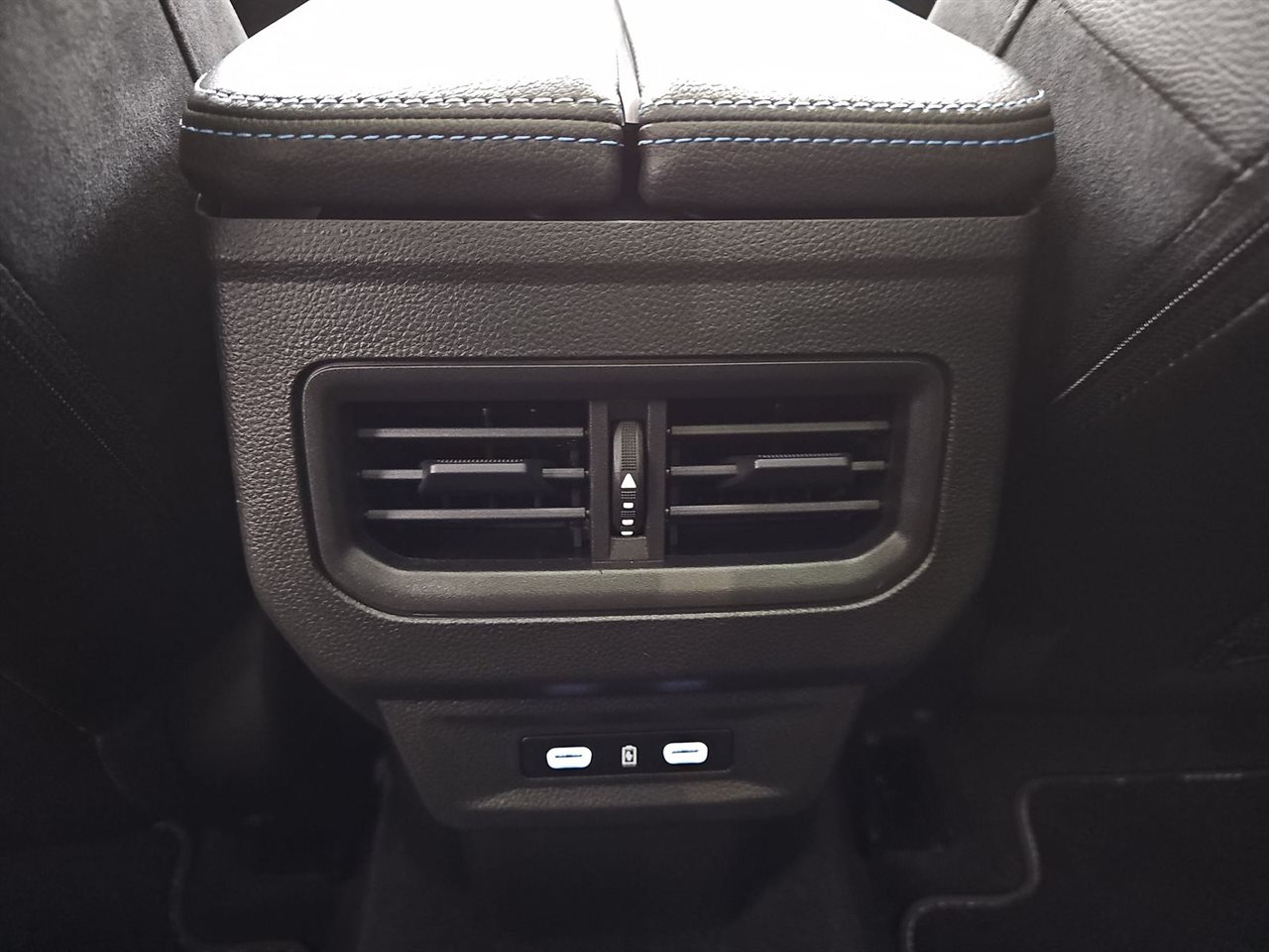 Renault AUSTRAL Austral 1.2 E-Tech Full Hybrid 200 Iconic esprit Alpine MMT 2025