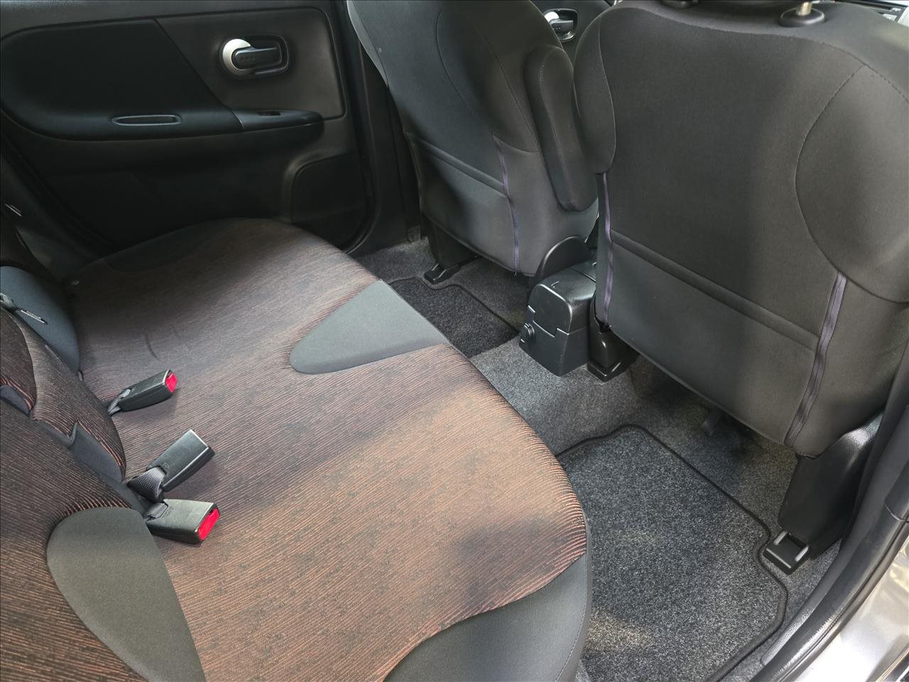 Nissan NOTE Note 1.4 Visia EU5 2011