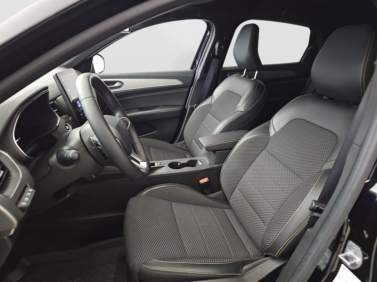 Renault ARKANA Arkana 1.3 TCe mHEV Techno EDC 2025