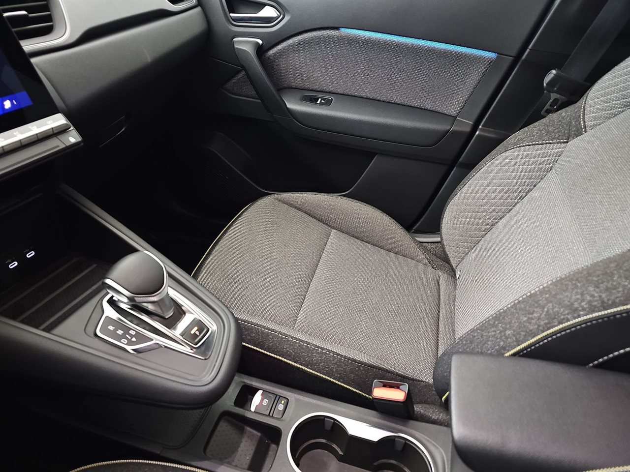 Renault SYMBIOZ Symbioz 1.6 E-Tech Full Hybrid 145 Techno 2025