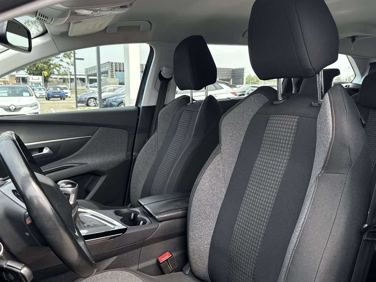 Peugeot 5008 5008 1.2 PureTech Active S&S 2017