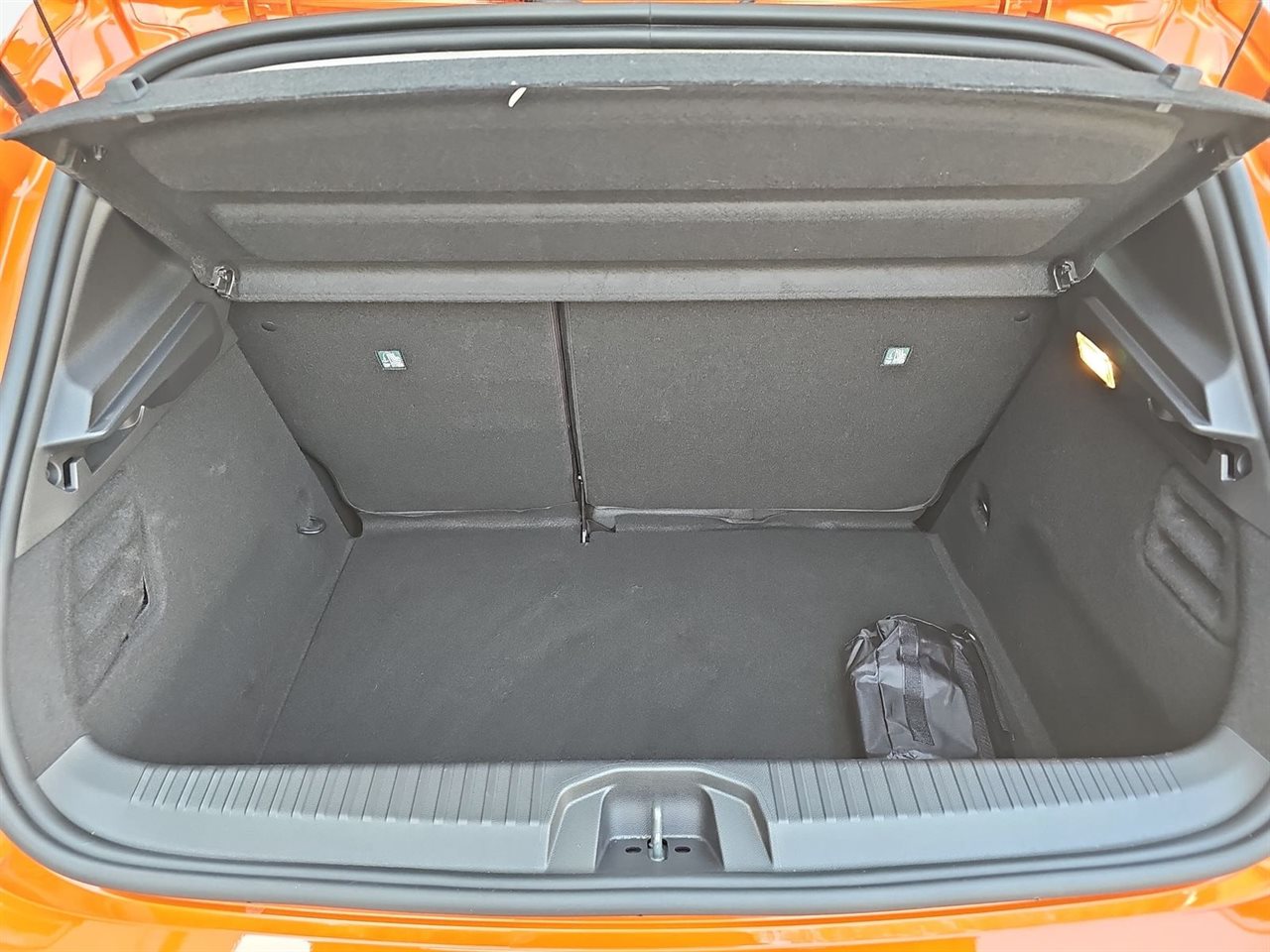 Renault CLIO Clio 1.0 TCe Evolution LPG 2024