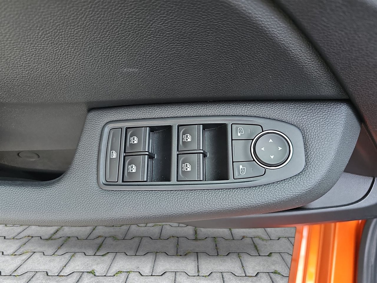 Renault CLIO Clio 1.0 TCe Evolution LPG 2024