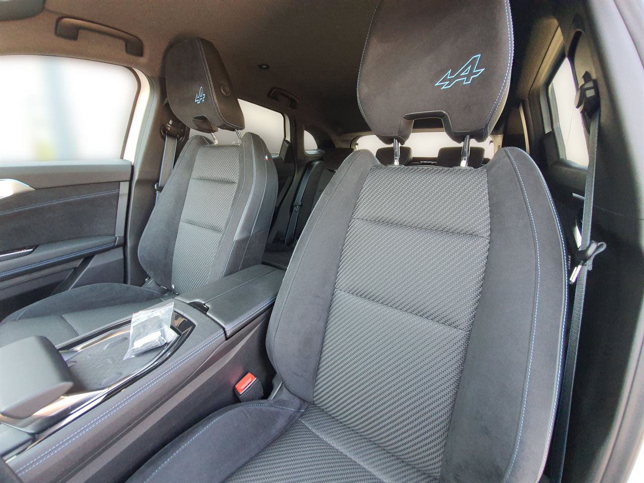 Renault AUSTRAL Austral 1.3 TCe mHEV Iconic esprit Alpine aut 2024