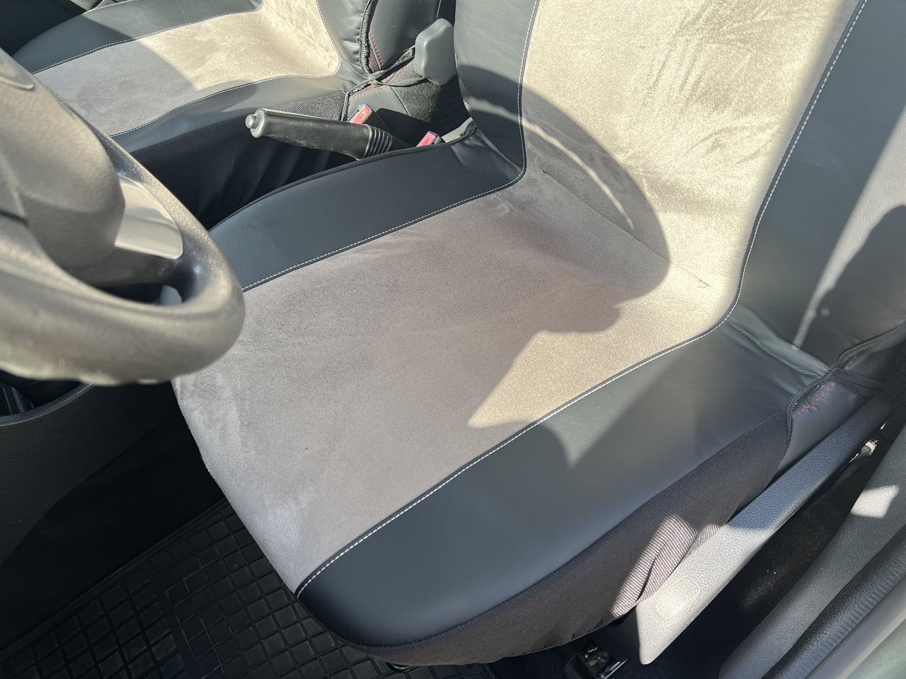 Dacia DUSTER Duster 1.6 Laureate 2013