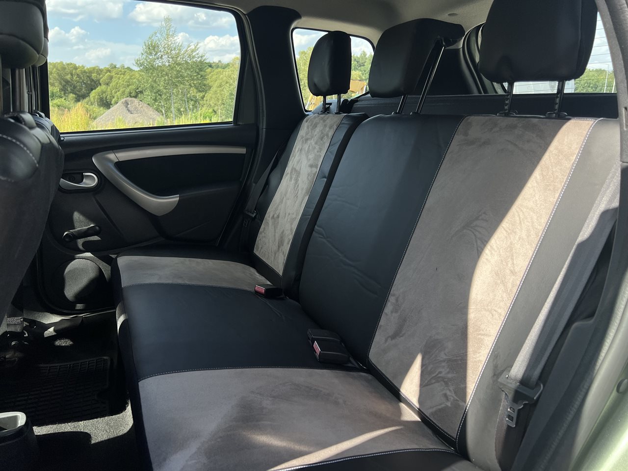 Dacia DUSTER Duster 1.6 Laureate 2013
