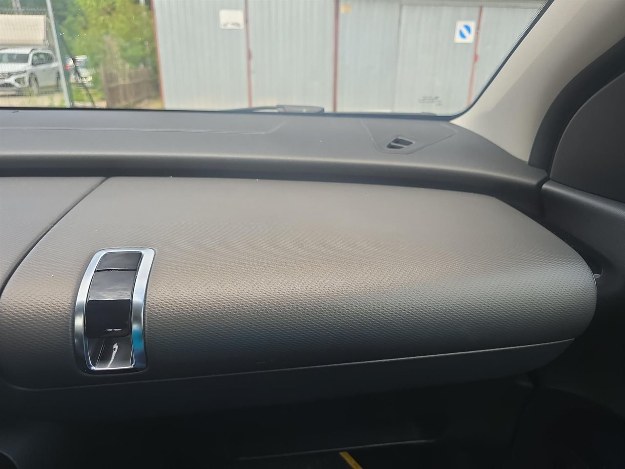 Citroen C4 CACTUS C4 Cactus 1.6 Blue HDi Feel 2014