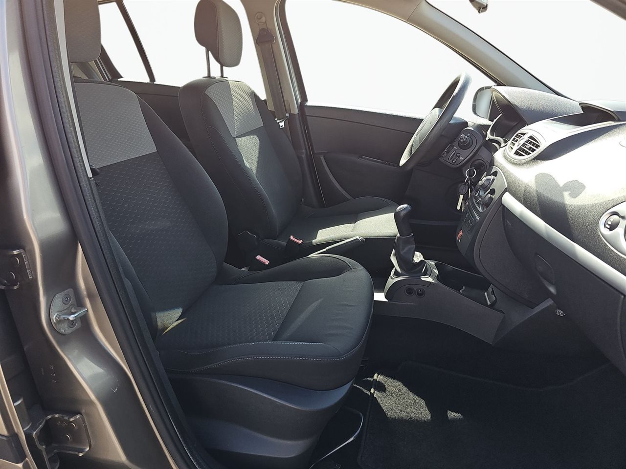 Renault CLIO Clio 1.2 16V Alize 2009