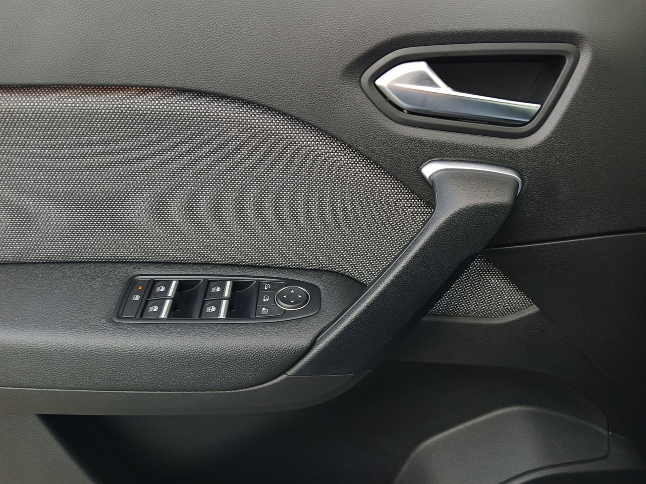 Renault CAPTUR Captur 1.3 TCe mHEV Techno EDC 2025