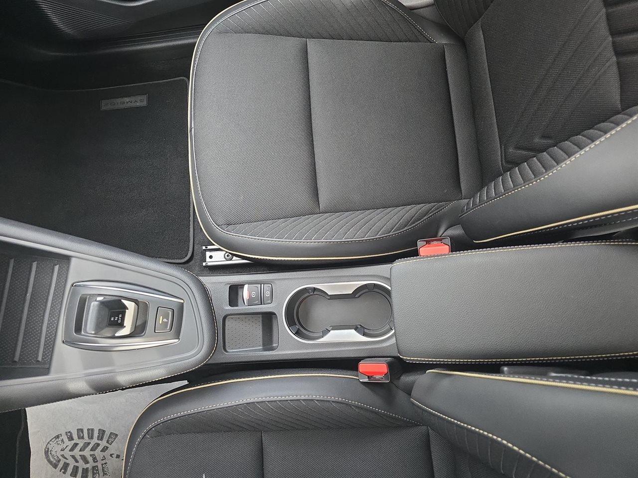 Renault SYMBIOZ Symbioz 1.6 E-Tech Full Hybrid 145 Iconic 2025