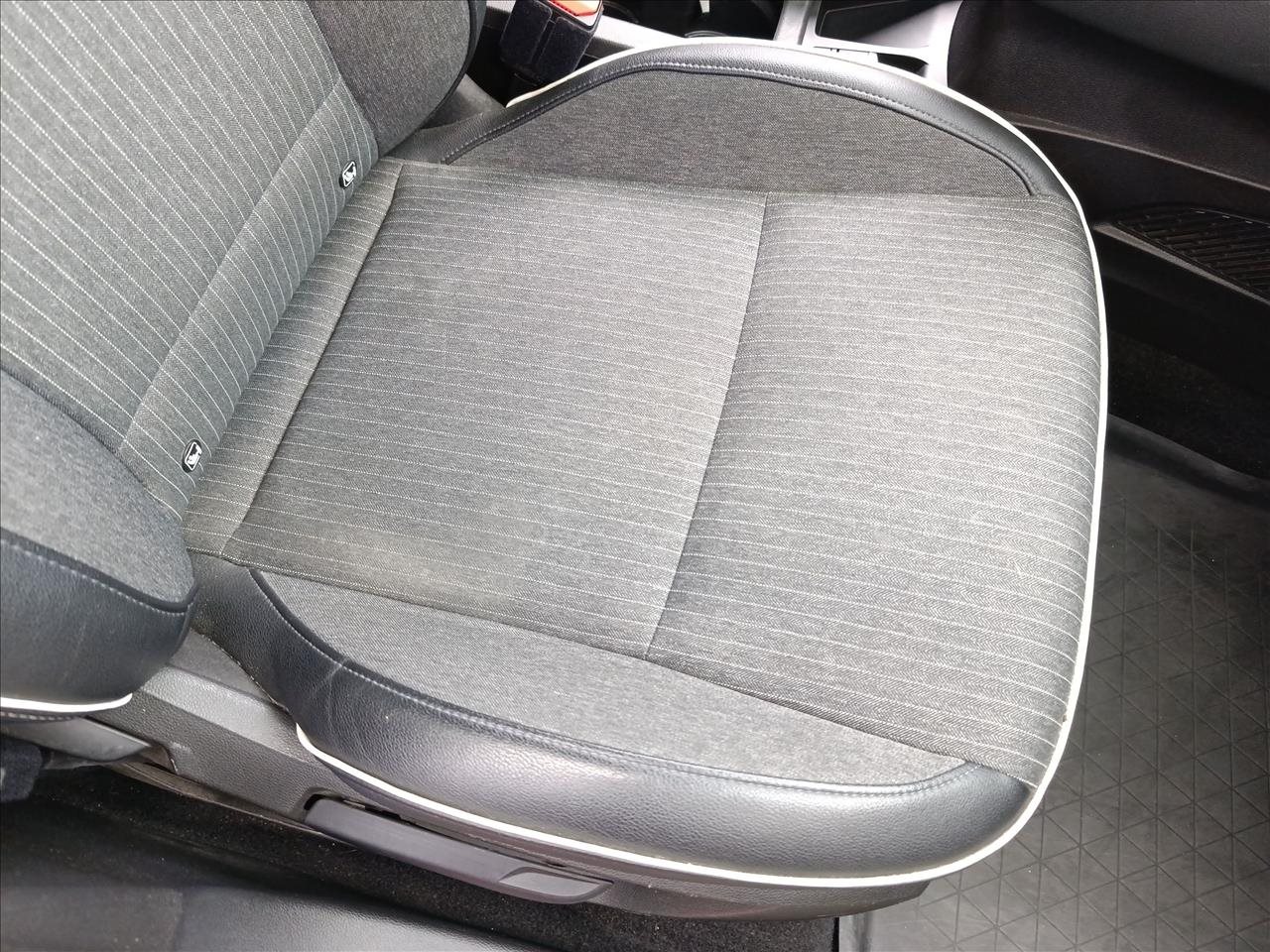 Renault CLIO Clio 1.0 TCe Intens LPG 2021