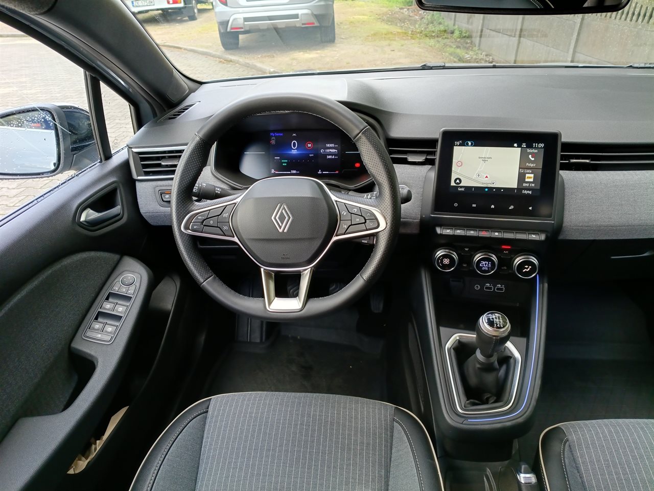 Renault CLIO Clio 1.0 TCe Techno LPG 2025