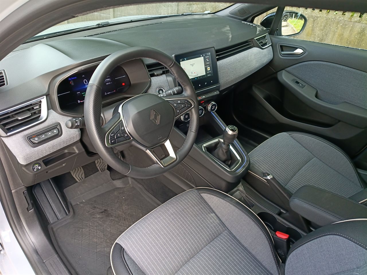 Renault CLIO Clio 1.0 TCe Techno LPG 2025