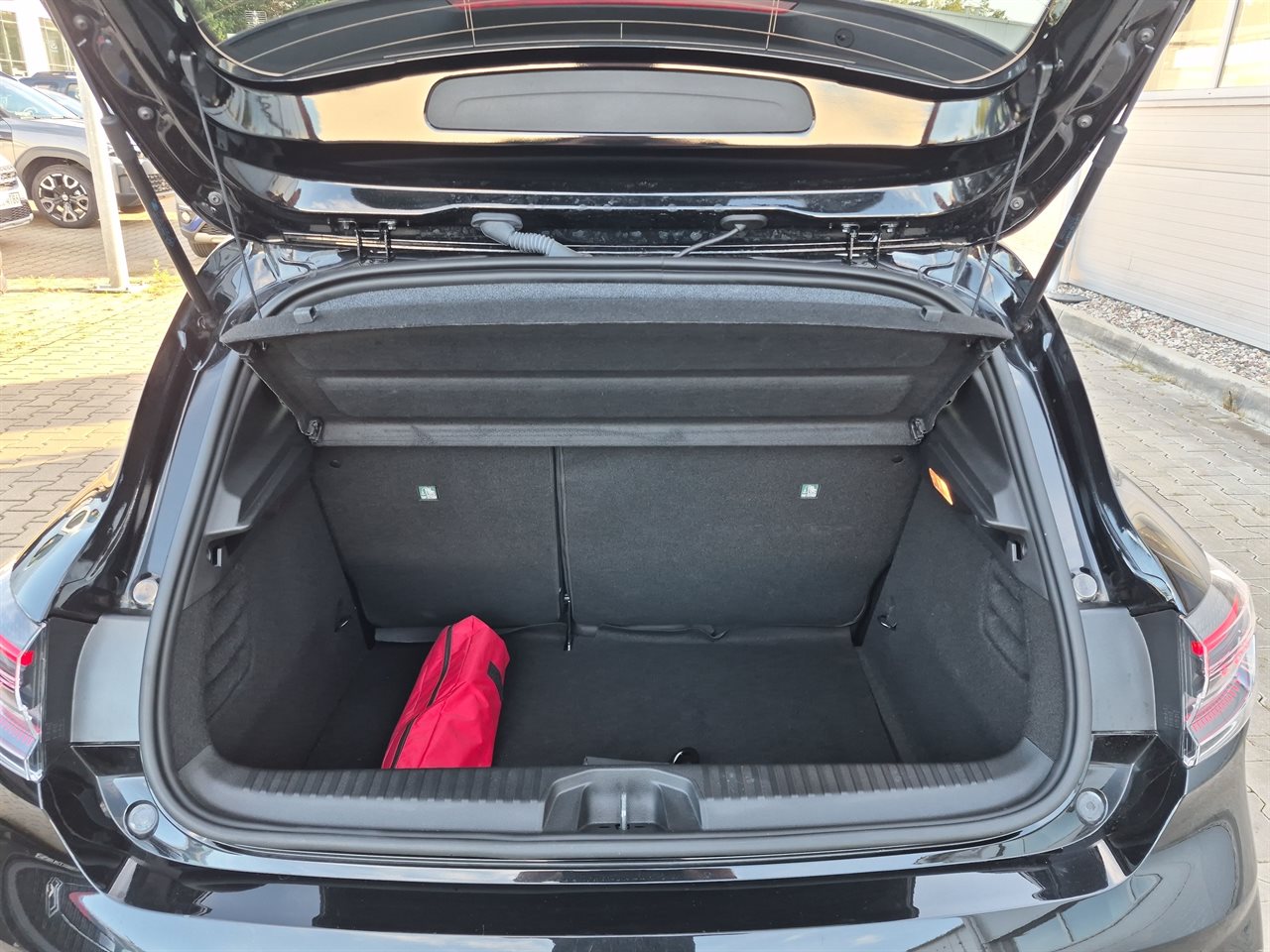 Renault CLIO Clio 1.0 TCe Techno LPG 2025