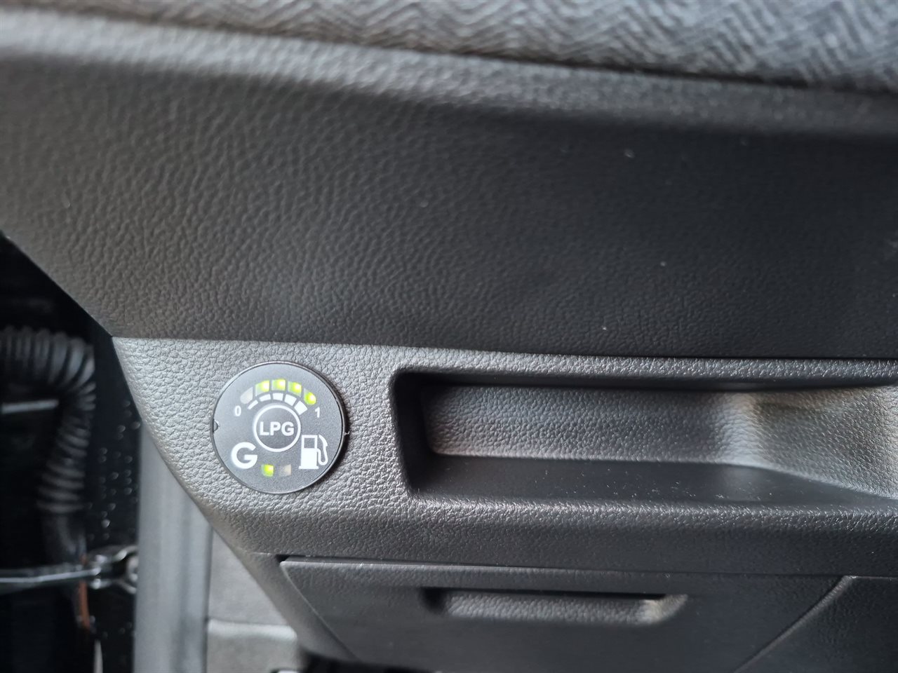 Renault CLIO Clio 1.0 TCe Techno LPG 2025