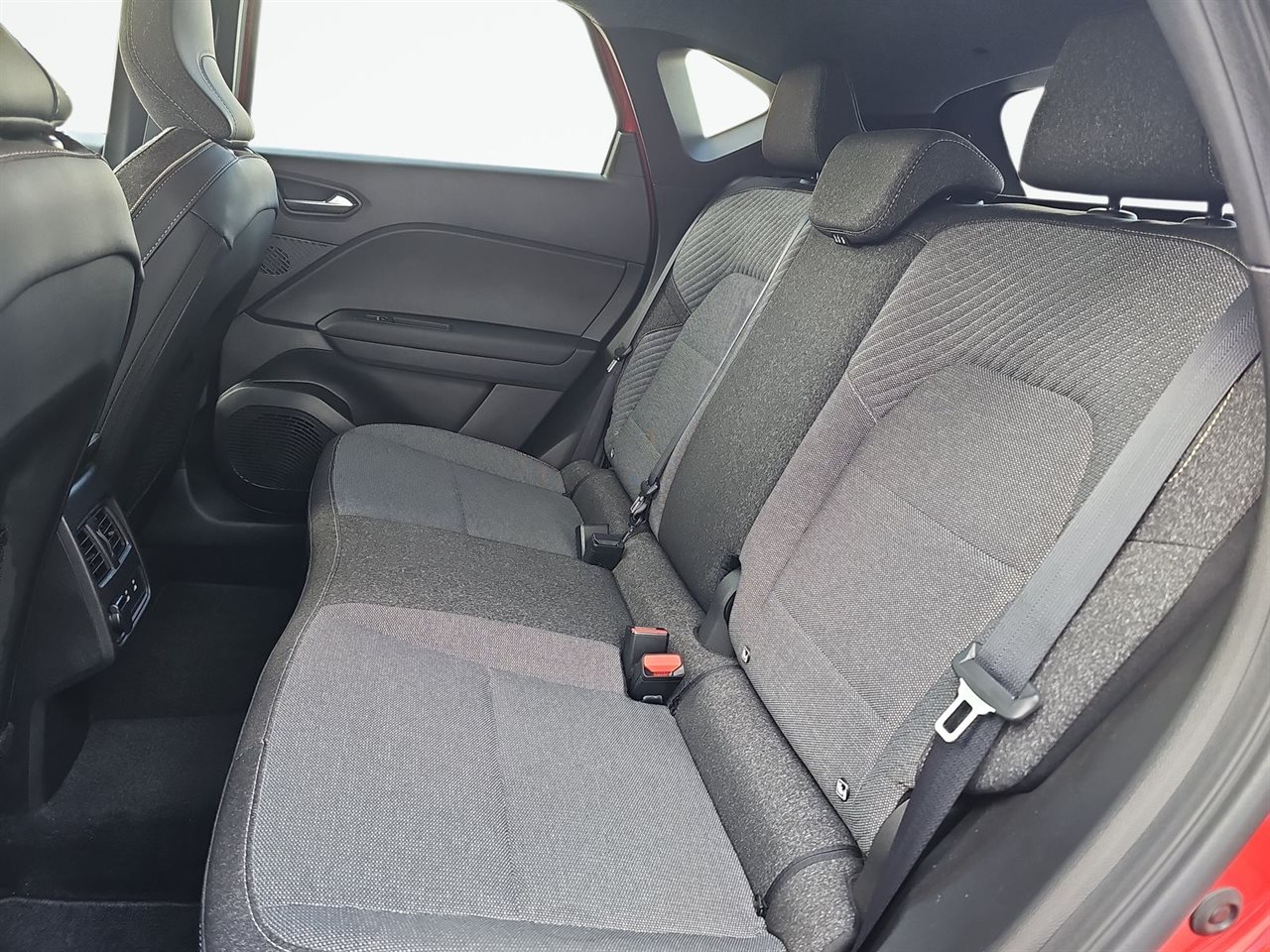 Renault CAPTUR Captur 1.8 E-TECH Full Hybrid 160 Techno 2026