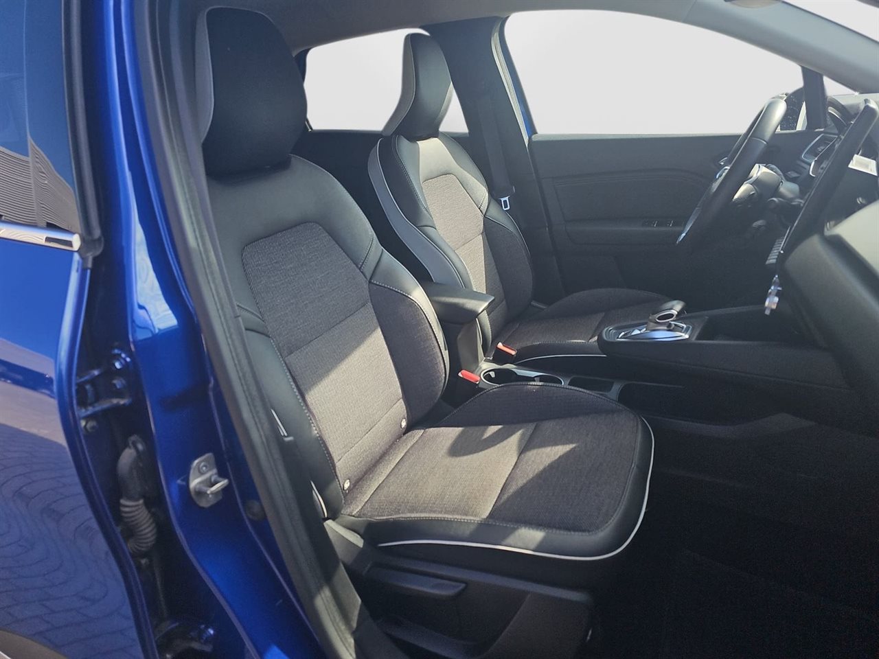 Renault CAPTUR Captur 1.3 TCe mHEV Techno EDC 2024