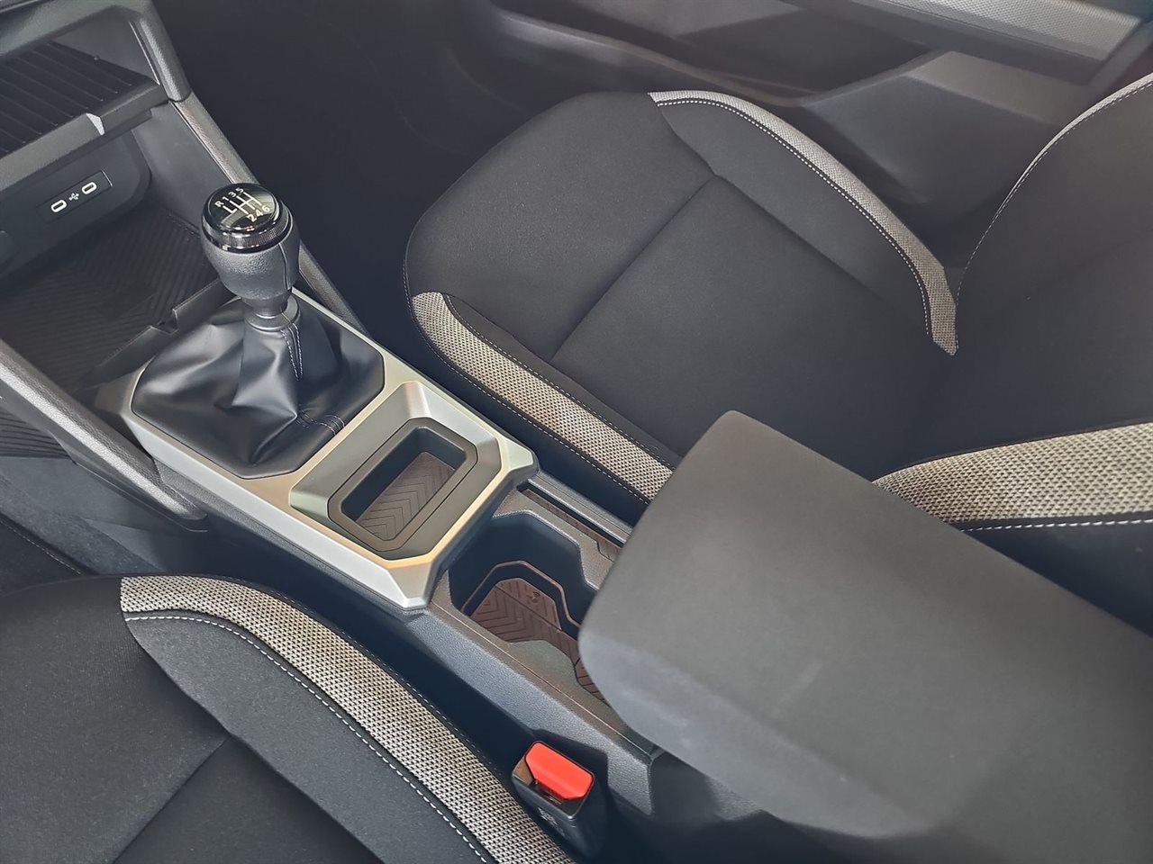 Dacia DUSTER Duster 1.2 Eco-G 120 Journey 2026
