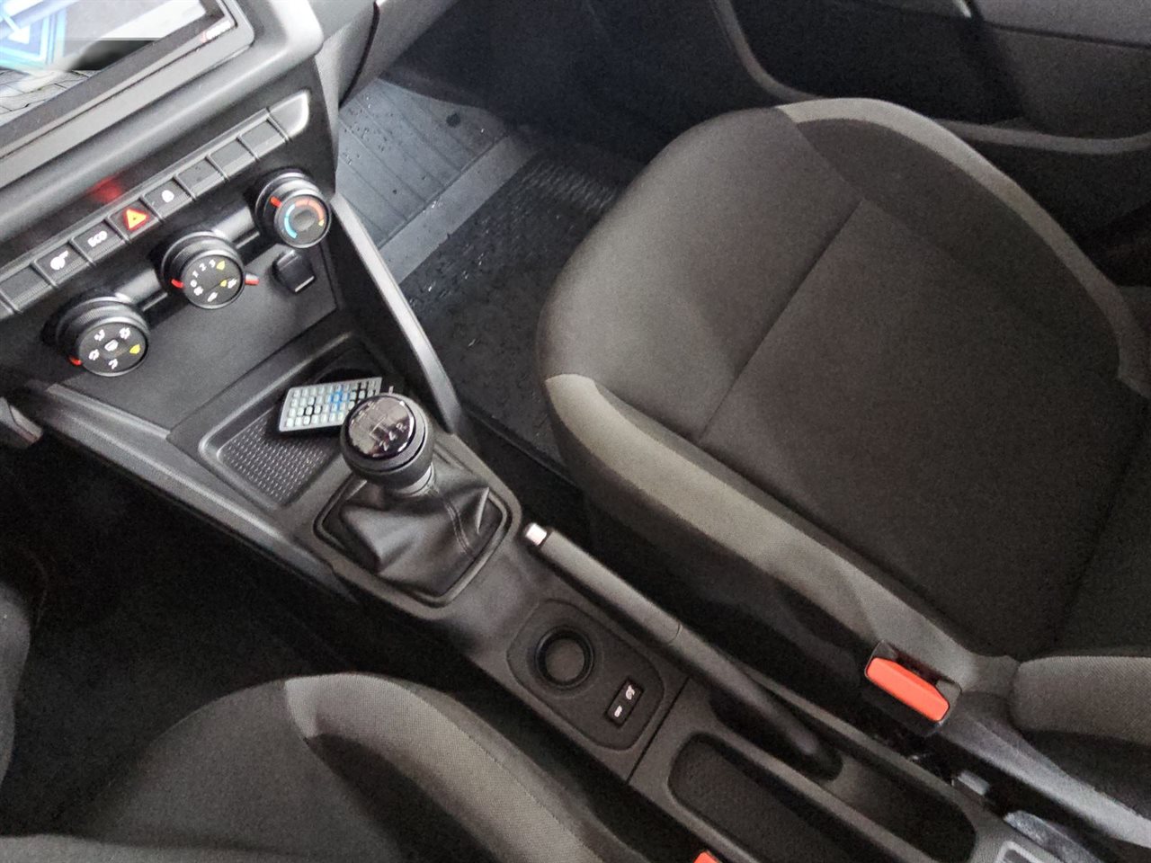 Dacia DUSTER Duster 1.6 SCe Access 2018