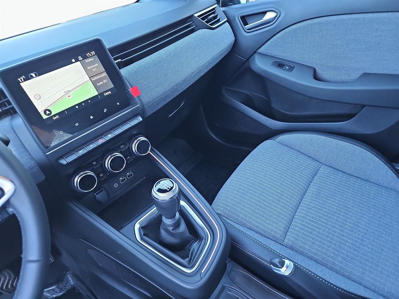 Renault CLIO Clio 1.0 TCe Techno LPG 2025