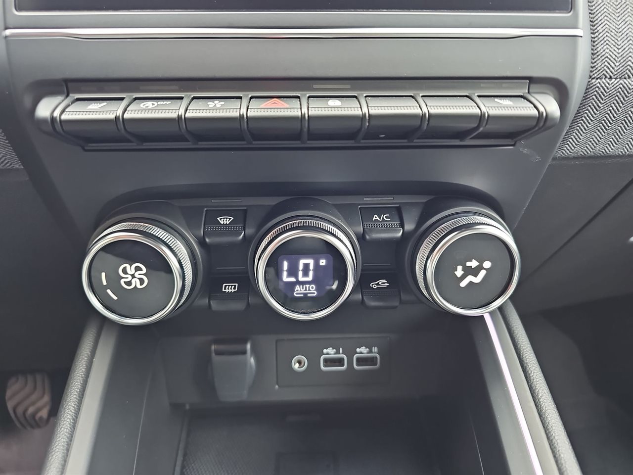 Renault CLIO Clio 1.0 TCe Techno 2025