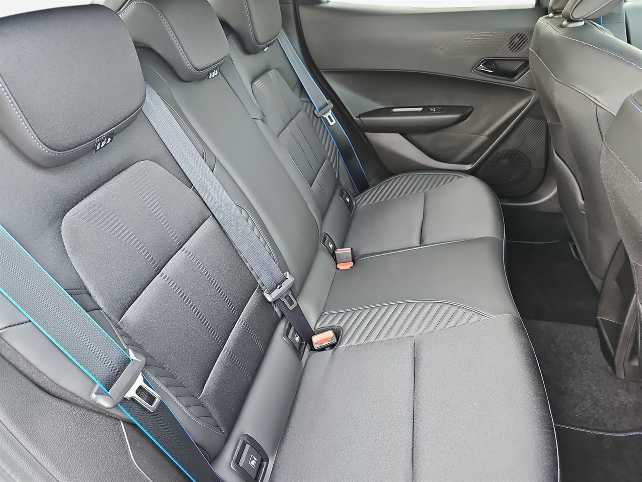 Renault CLIO Clio 1.8 E-TECH Full Hybrid 160 esprit Alpine 2026