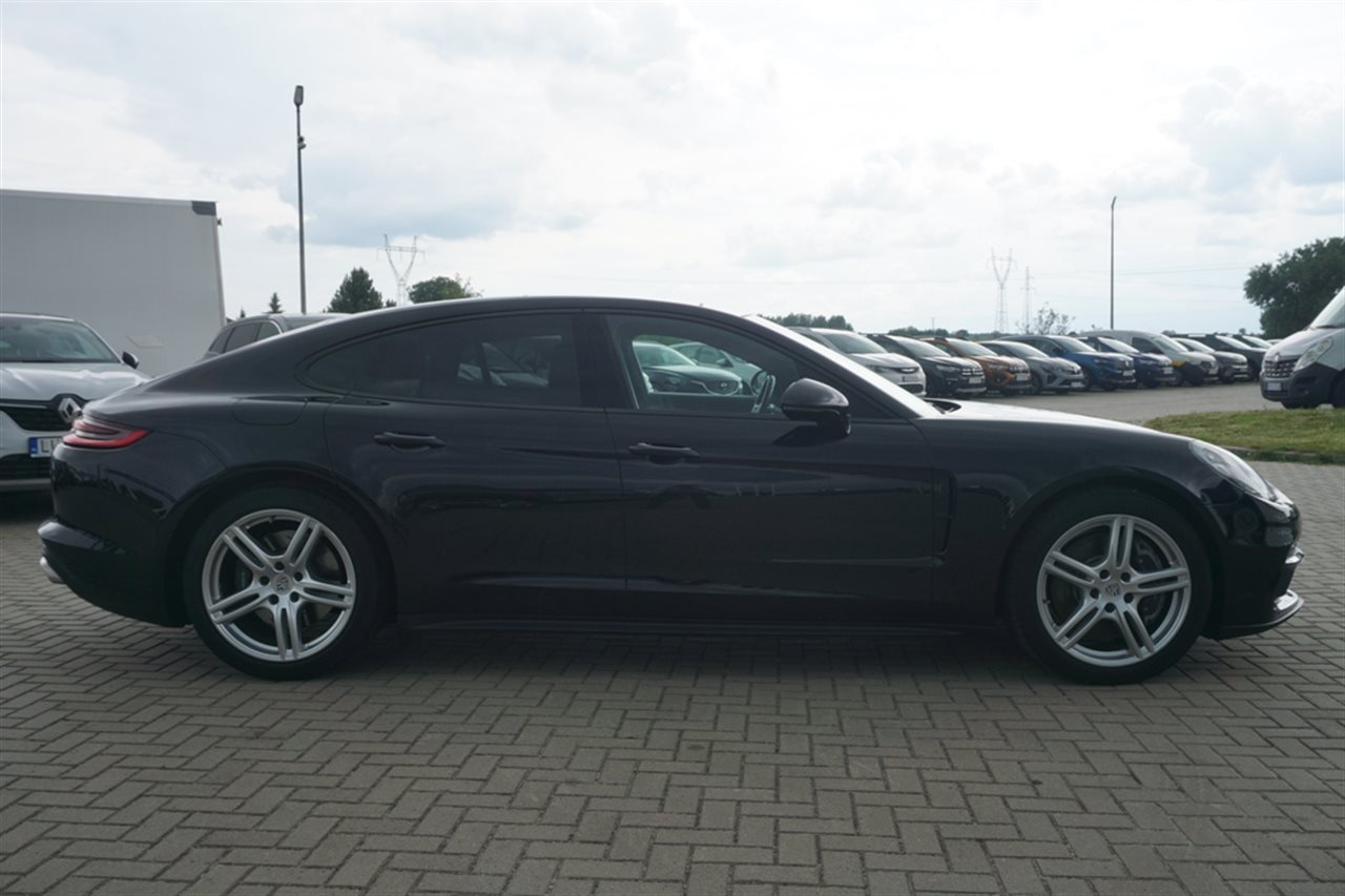 Porsche PANAMERA Panamera 4 2019