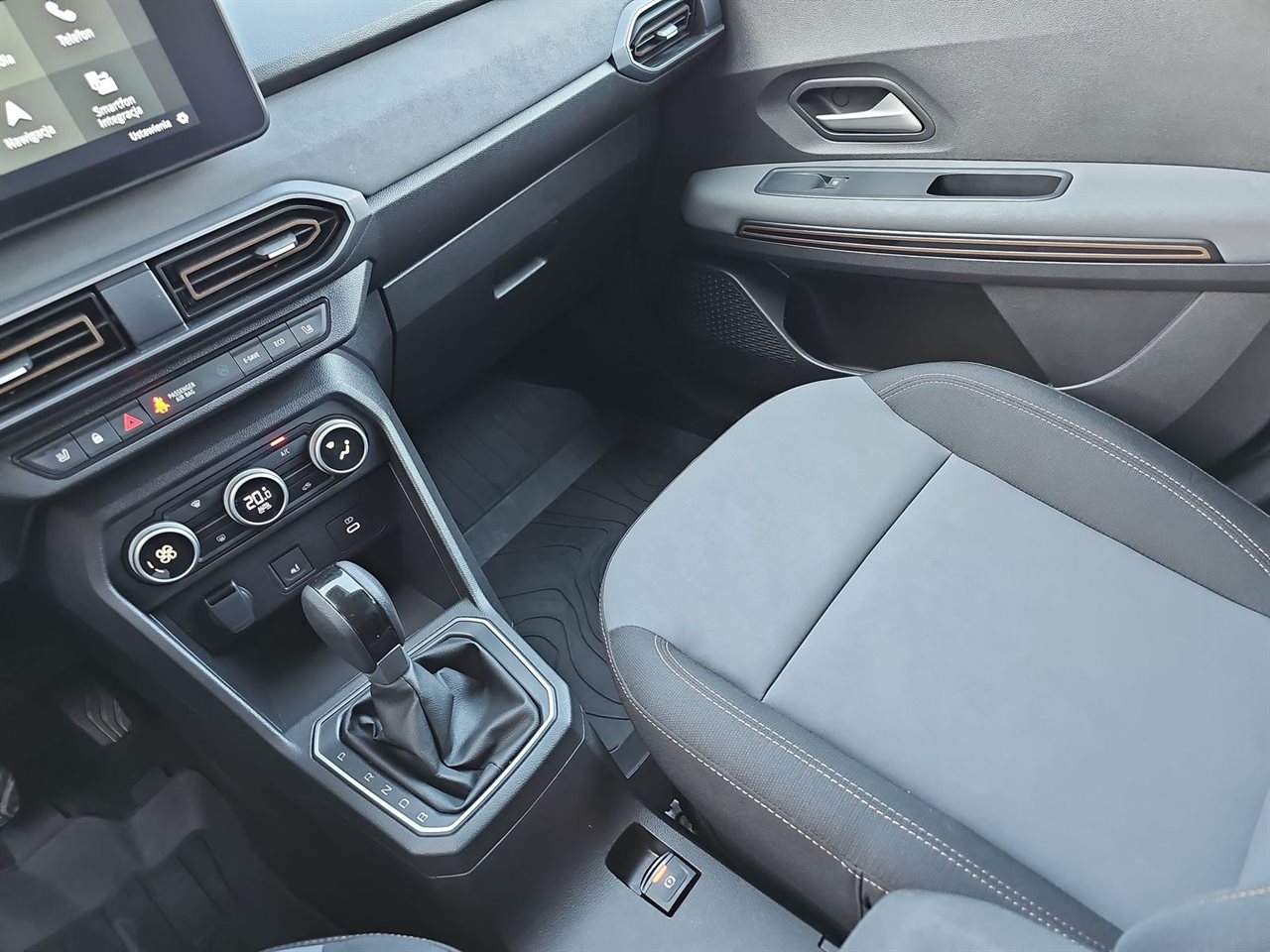 Dacia JOGGER Jogger 1.6 Full Hybrid 140 Extreme MMT 7os. 2025
