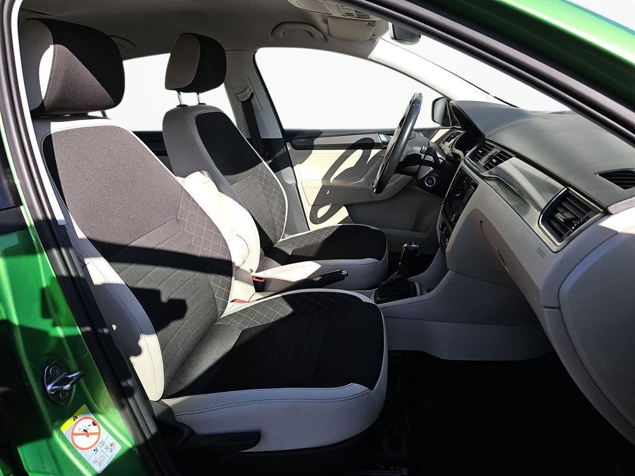 Skoda RAPID Rapid 1.0 TSI Style DSG 2018