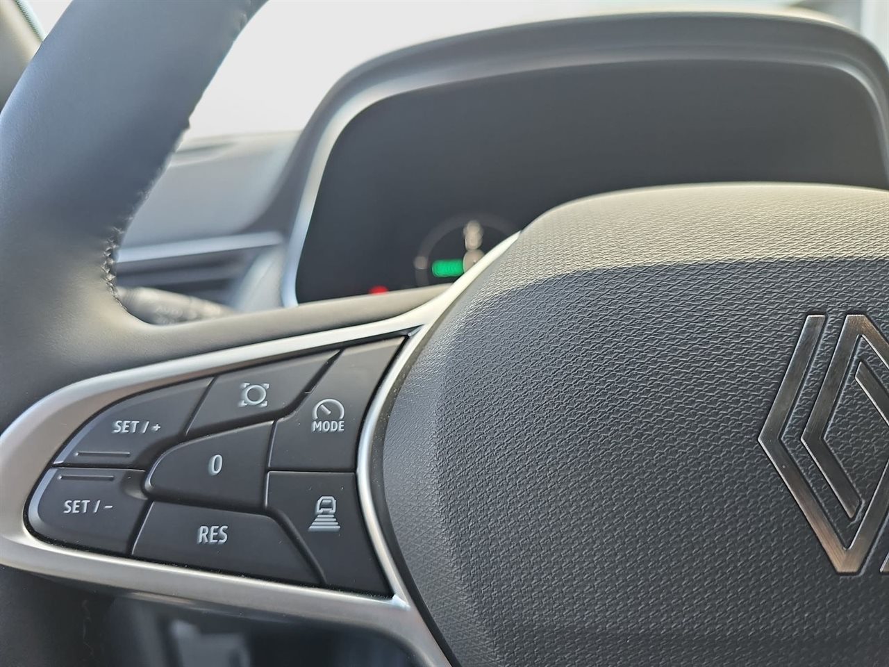 Renault ARKANA Arkana 1.6 E-Tech Full Hybrid 145 Techno MMT 2025