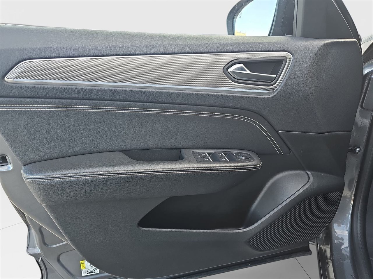 Renault ARKANA Arkana 1.6 E-Tech Full Hybrid 145 Techno MMT 2025