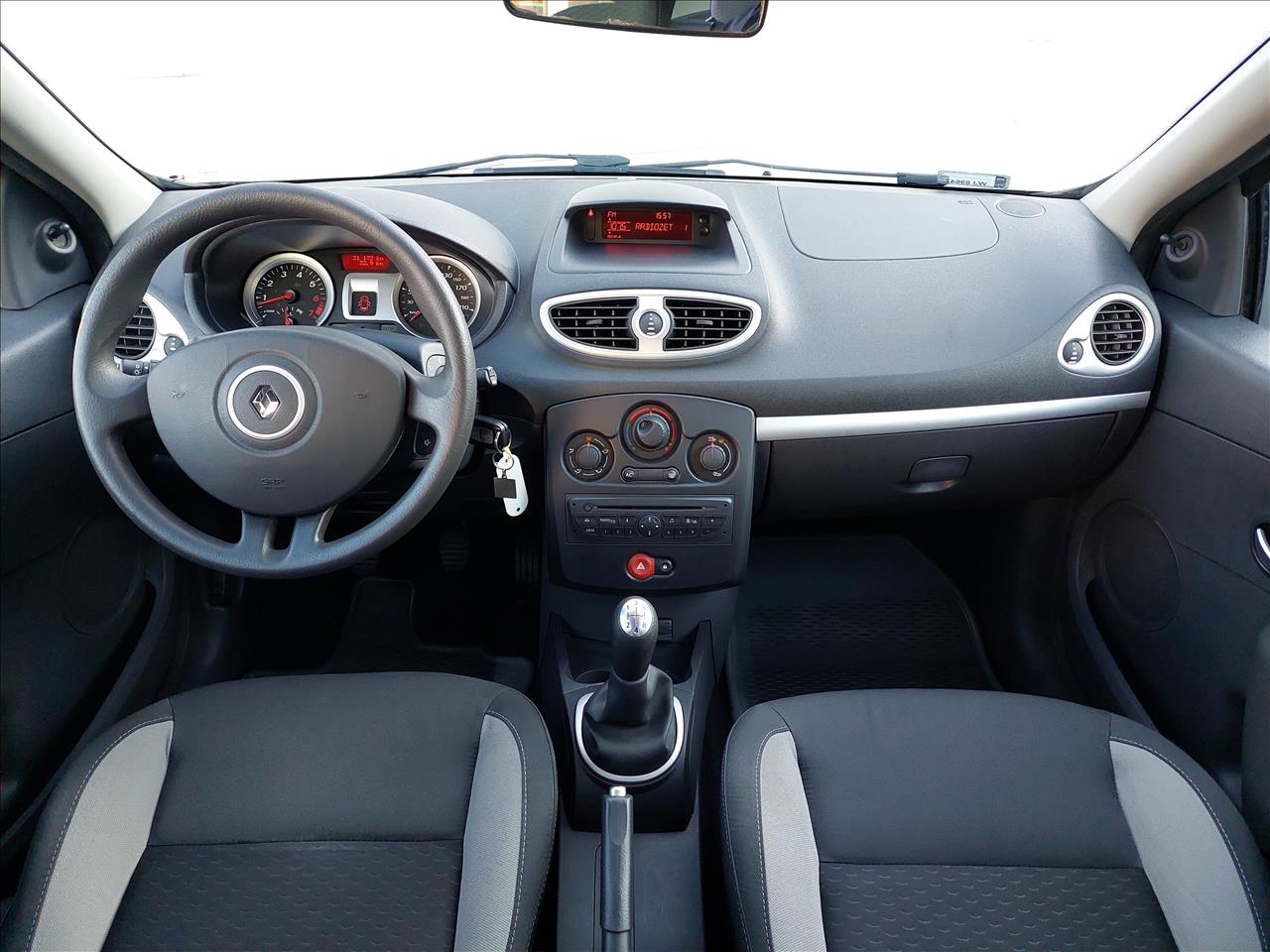 Renault CLIO Clio 1.2 16V Alize 2010