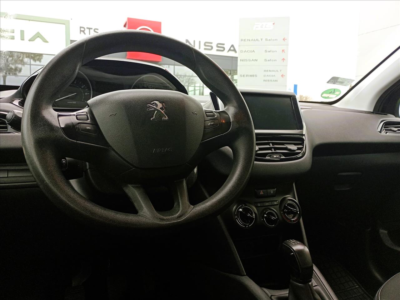 Peugeot 208 208 1.0 PureTech Access 2015