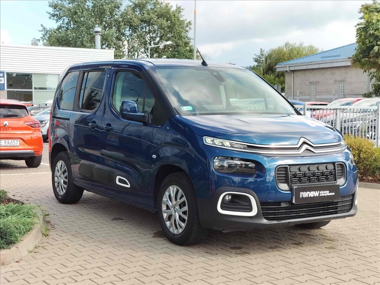 Citroen BERLINGO Berlingo XL 1.2 PureTech Live S&S Aut. 2020