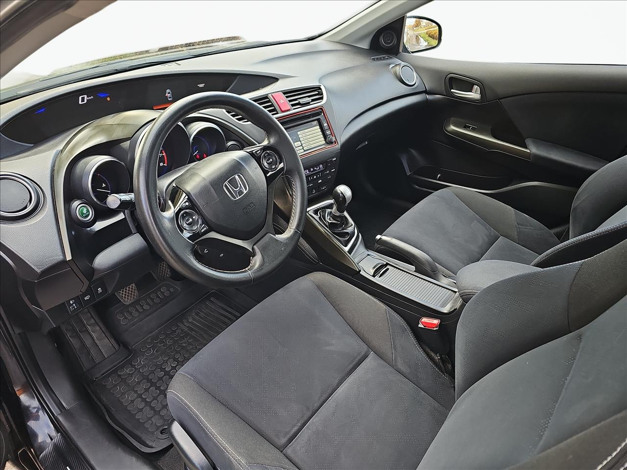 Honda CIVIC Civic 1.8 Comfort (Honda Connect+) 2015