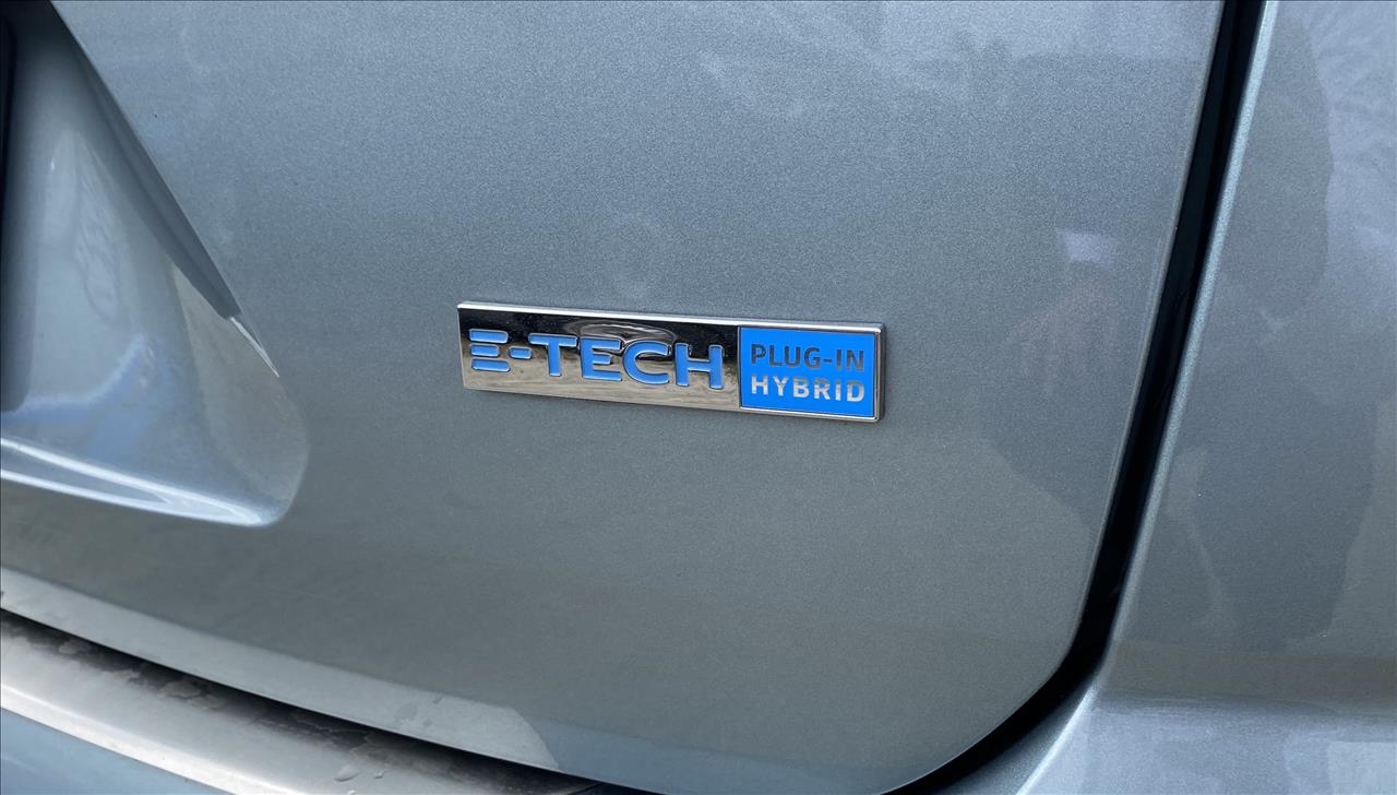 Renault MEGANE Megane 1.6 E-TECH Plug-In Intens 2020