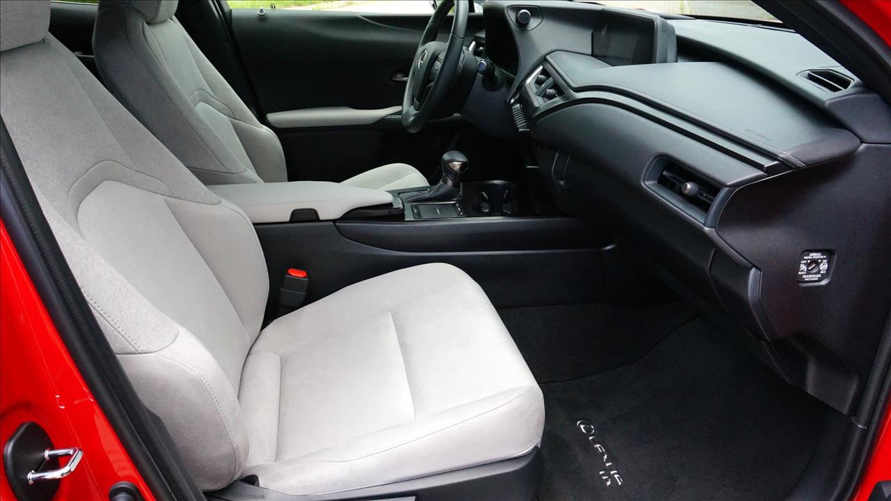 Lexus UX UX 200 GPF Business Edition 2WD 2022