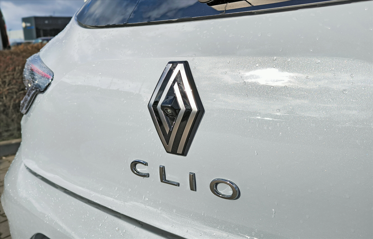 Renault CLIO Clio 1.6 E-TECH Techno 2023